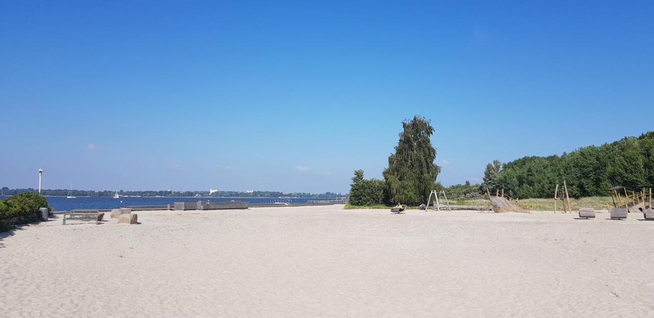 Ferienwohnung Seeblick Altefähr Buitenkant foto